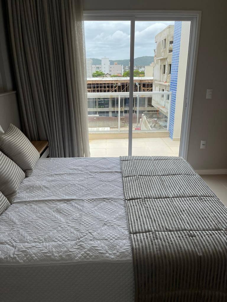 Venda de Apartamento no Costa Azul Residence