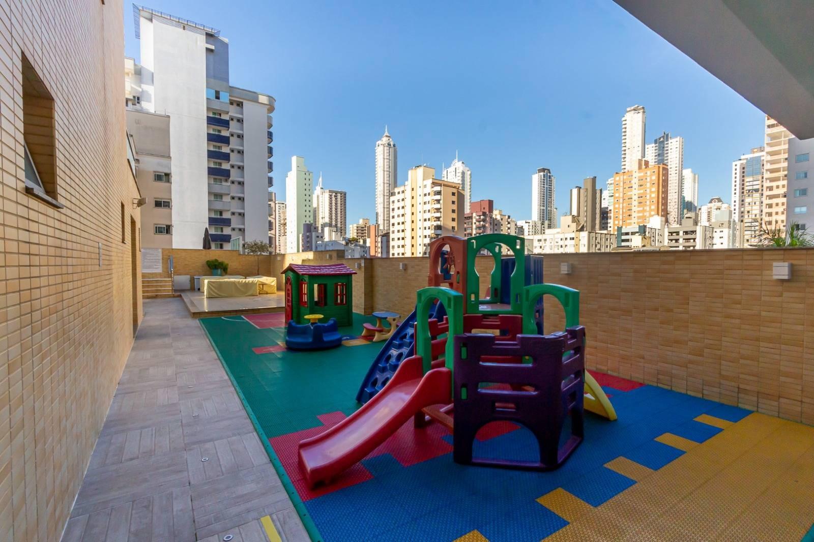 Apto à venda no Residencial Maison San Lorenzo em Balneário Camboriú