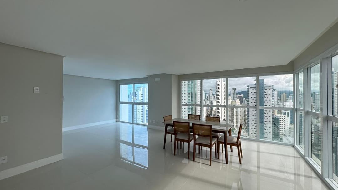 ELEGANZA TOWER 2.jpeg