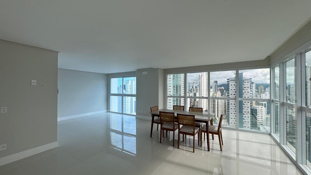 ELEGANZA TOWER 2.jpeg
