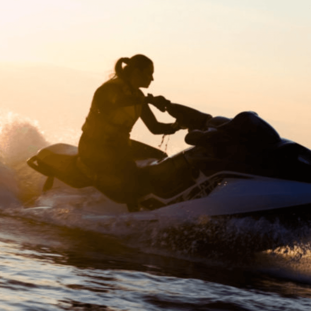 Descubra as marcas favoritas dos entusiastas do jet ski, a famosa moto aquática.