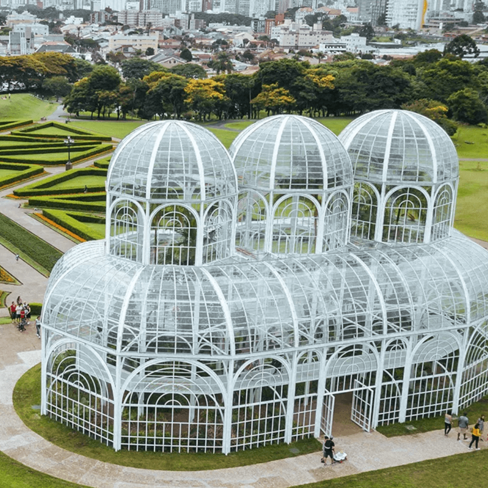 Descubra os pontos turísticos imperdíveis de Curitiba que você precisa visitar